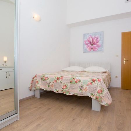 Apartments Dundic Makarska Ngoại thất bức ảnh