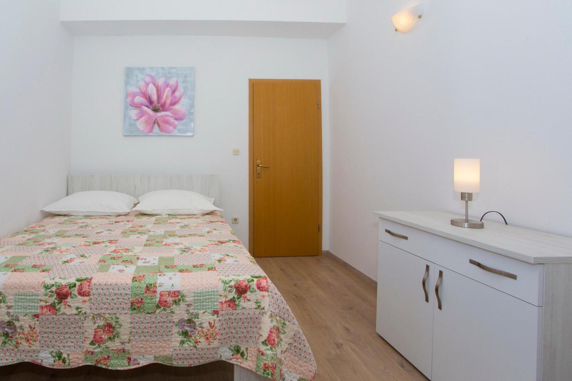 Apartments Dundic Makarska Ngoại thất bức ảnh