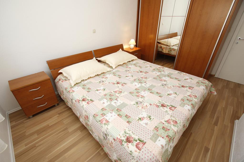 Apartments Dundic Makarska Ngoại thất bức ảnh