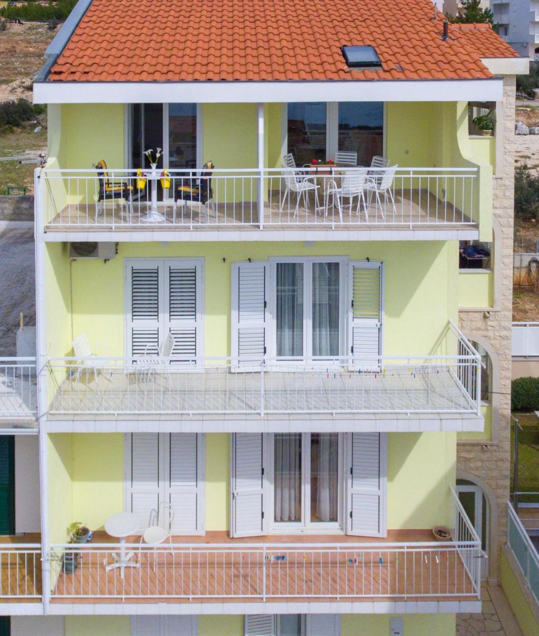 Apartments Dundic Makarska Ngoại thất bức ảnh